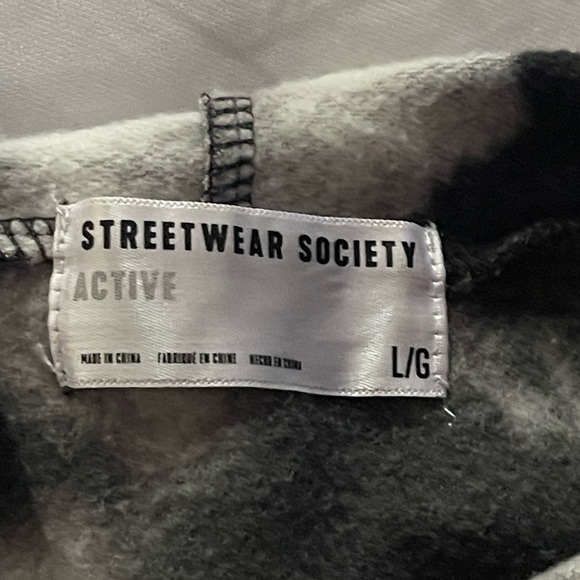 Urban Planet Tie-Dye Comfy Hoodie - Picture 2 of 5